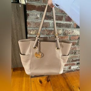 MK shoulder bag/ purse